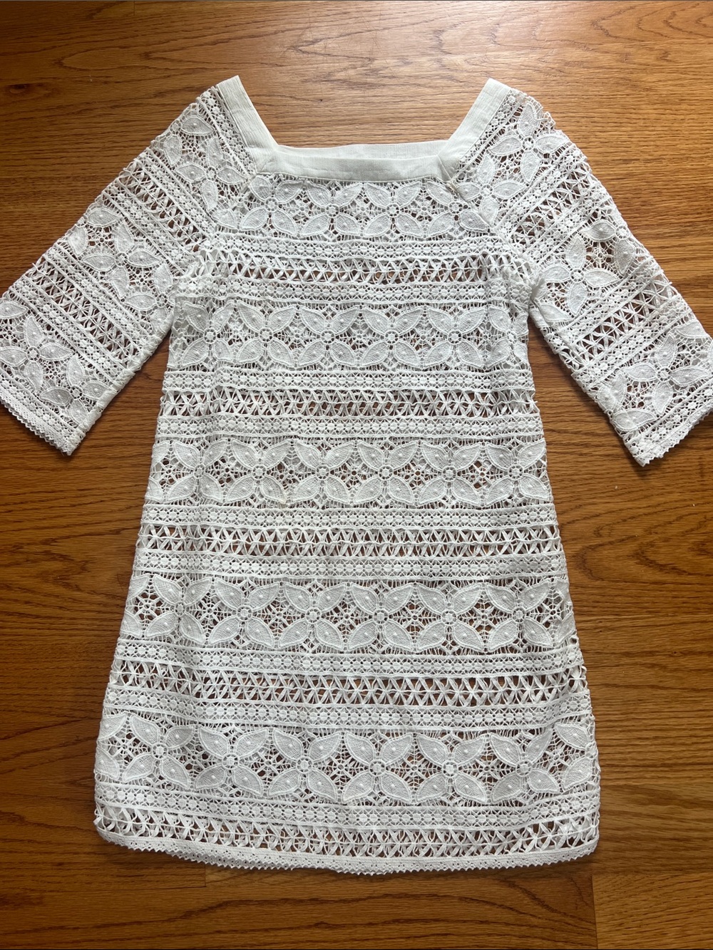 Women’s White Crochet Swim Coverup Tunic - Picture 1 of 1